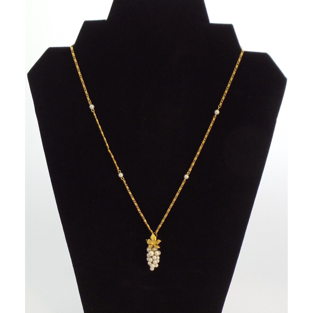 Vintage Gold Tone Faux Pearl Grapevine Leaf Cluster Pendant Necklace